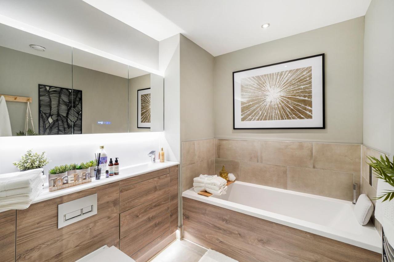 The Waterhouse Avenue By Kandara 5 Star City Home In Maidstone Luaran gambar