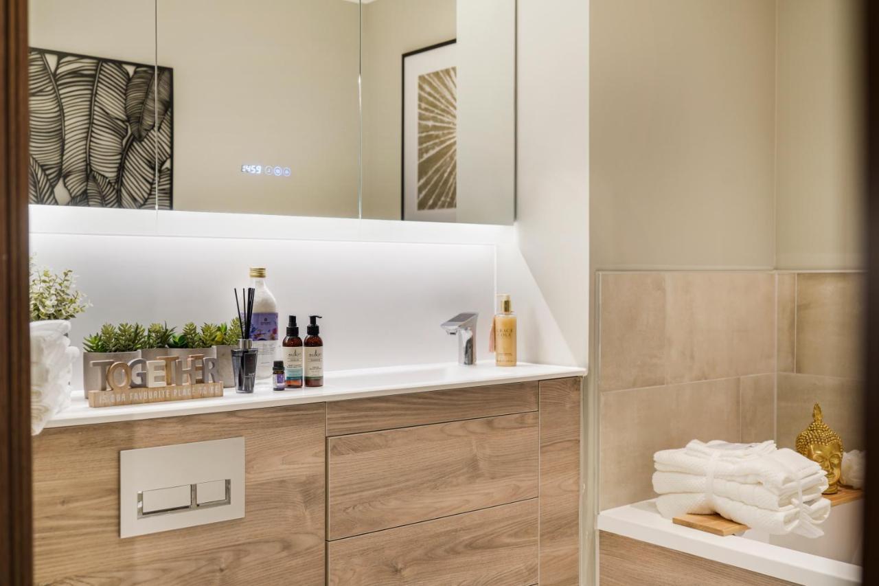The Waterhouse Avenue By Kandara 5 Star City Home In Maidstone Luaran gambar